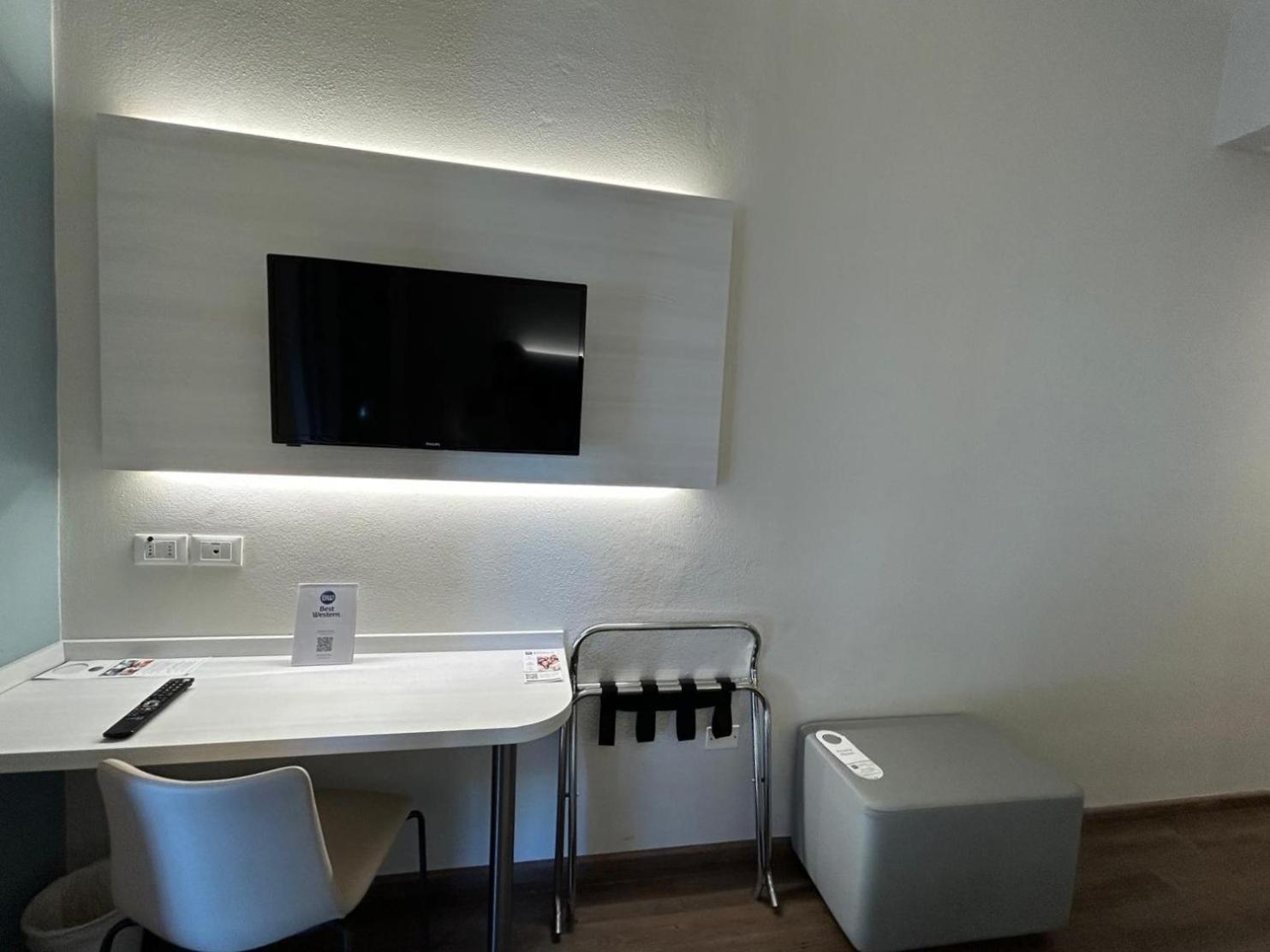 Best Western Cesena Hotel Екстериор снимка