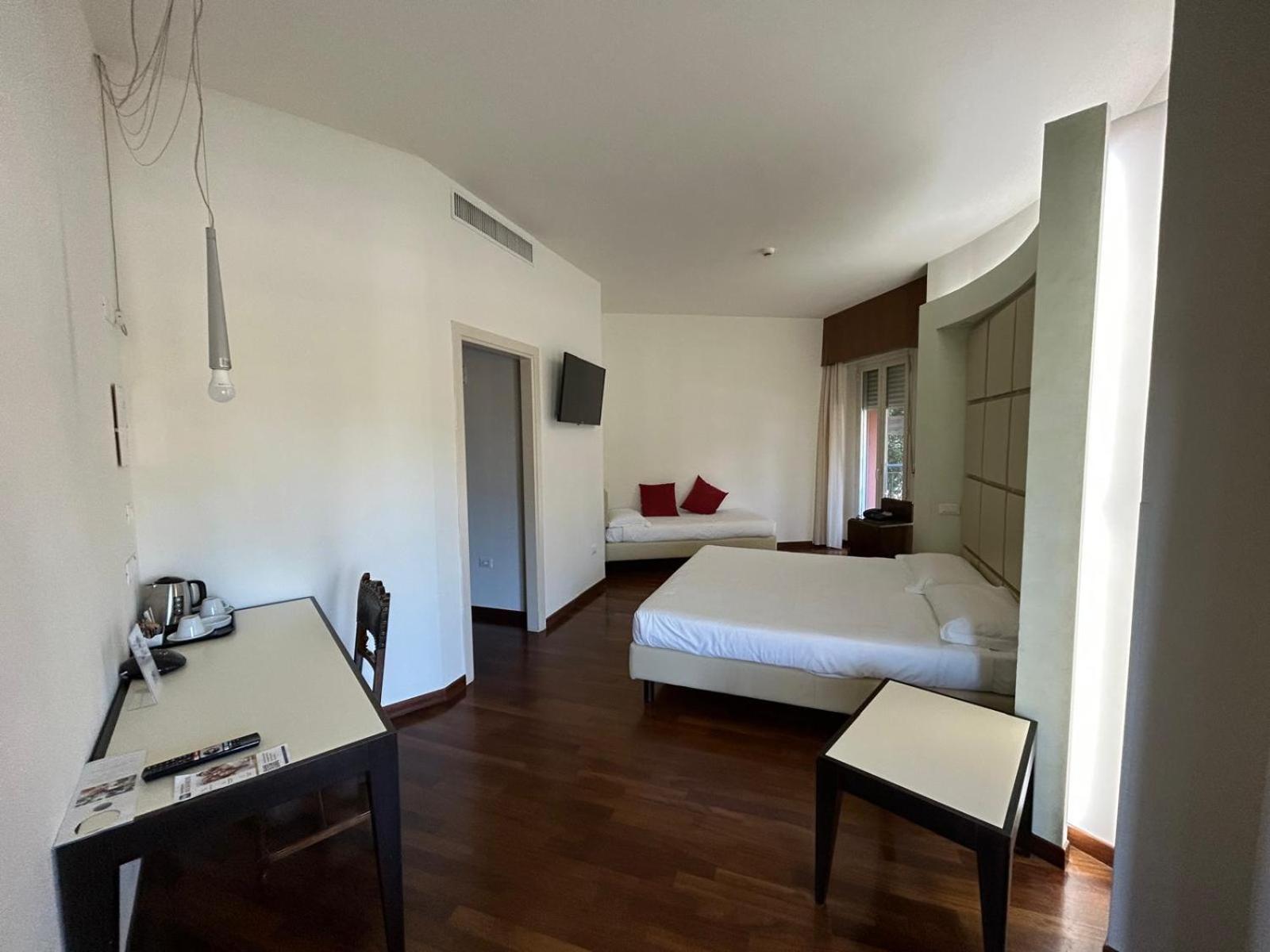 Best Western Cesena Hotel Екстериор снимка