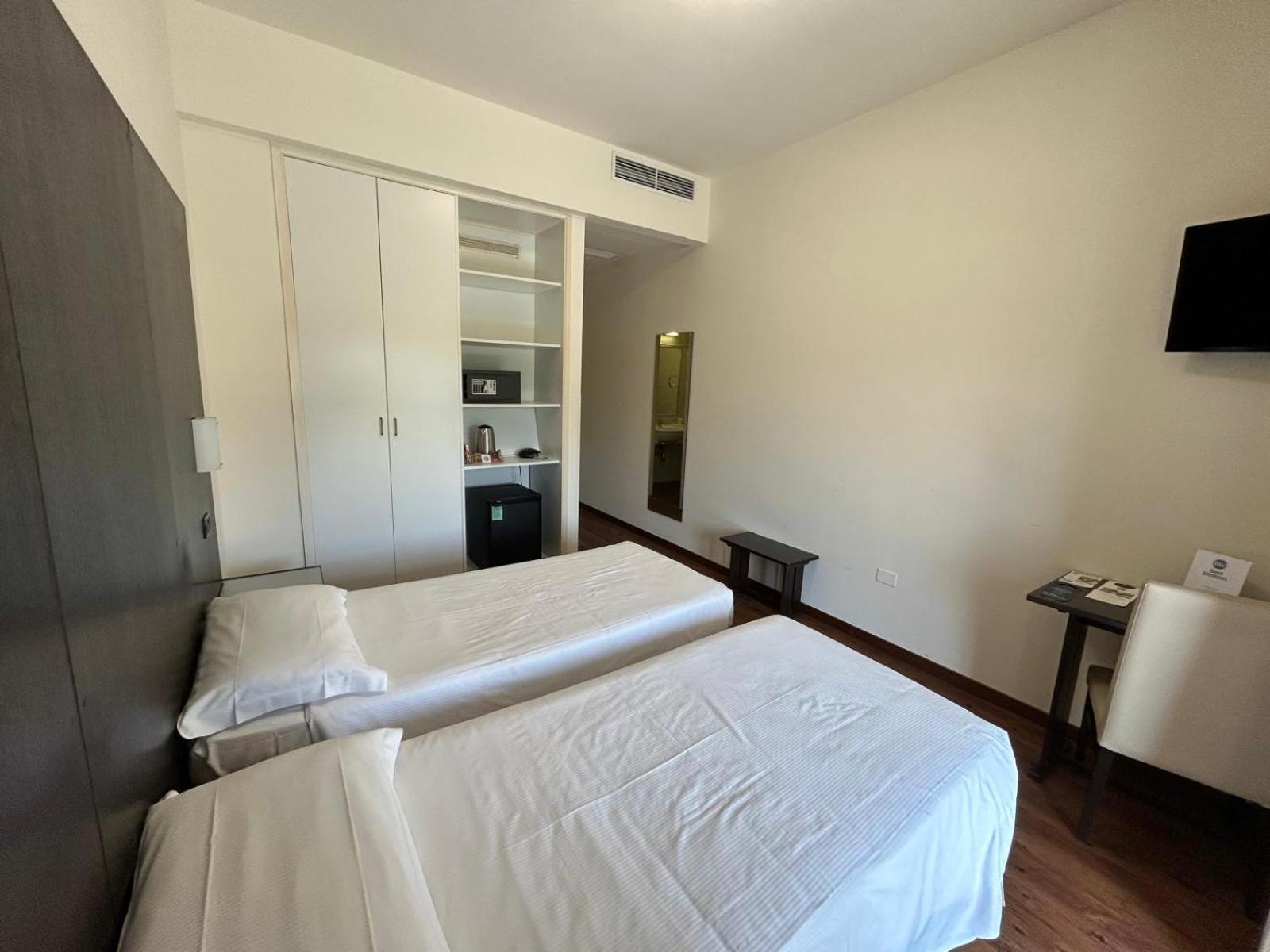 Best Western Cesena Hotel Екстериор снимка