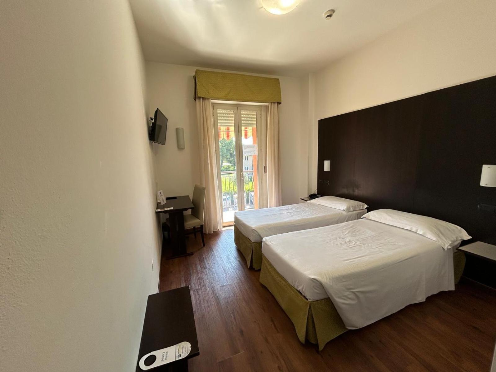 Best Western Cesena Hotel Екстериор снимка